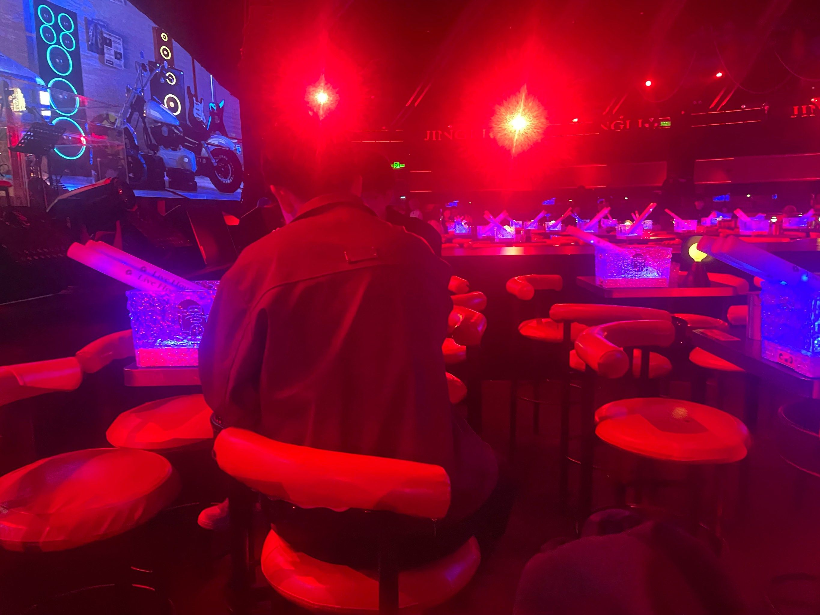 鸡西商务ktv首选中低端商务ktv推荐-滴道区ktv预定